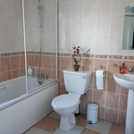 3 Bed Village, Wexford *